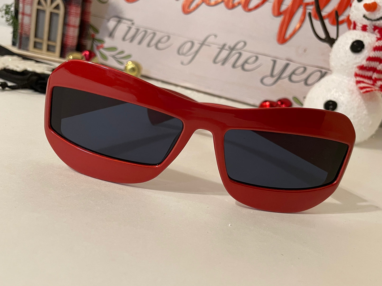 In The Moment tinted thin frame rectangle sunglasses (color options)